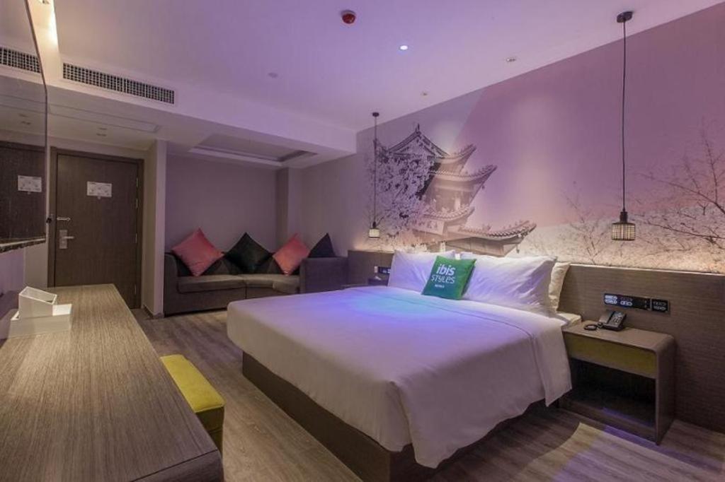 Ibis Styles Wuhan Optics Valley Square Hotel Zewnętrze zdjęcie