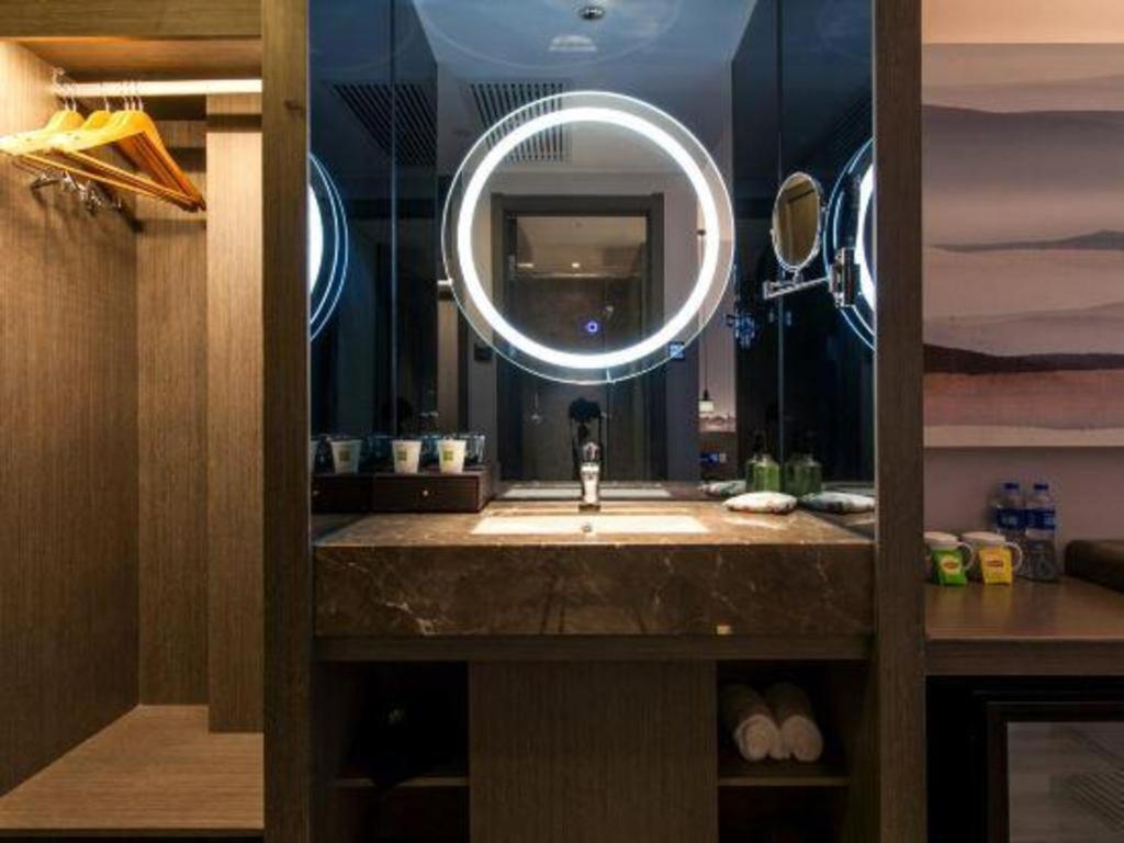 Ibis Styles Wuhan Optics Valley Square Hotel Zewnętrze zdjęcie