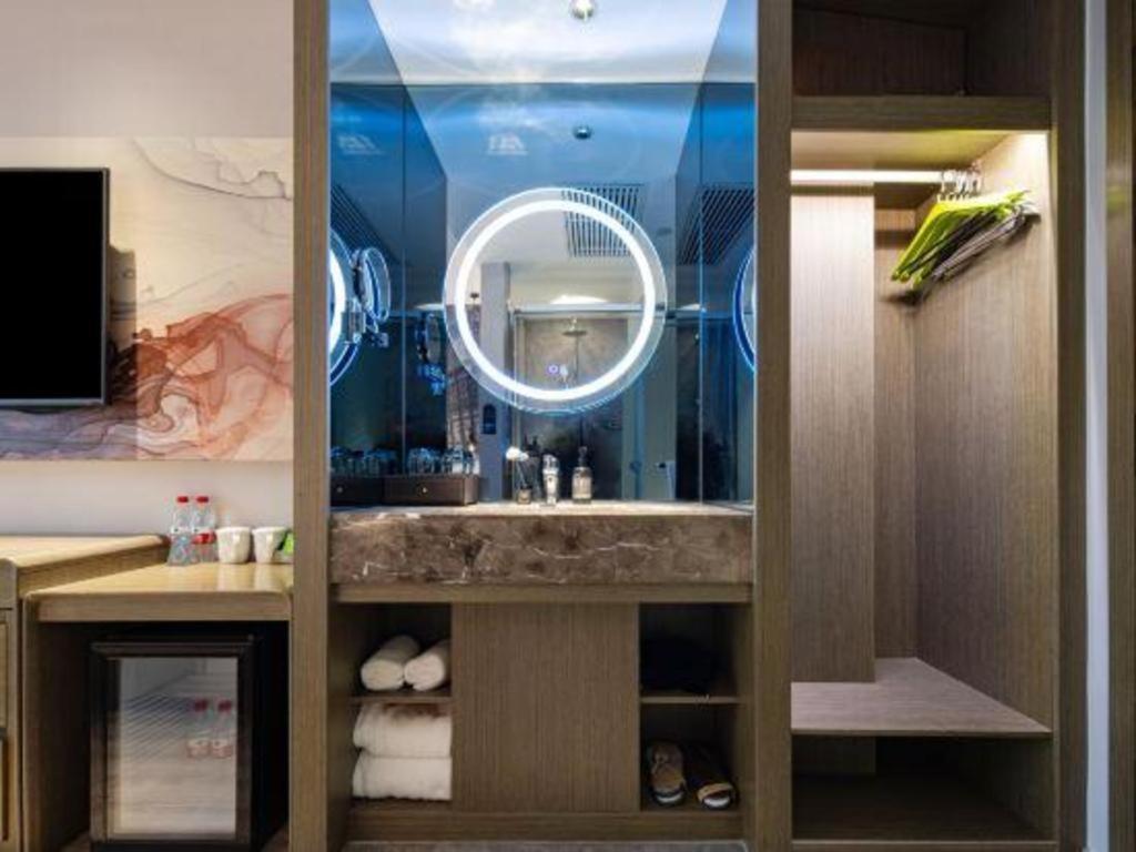 Ibis Styles Wuhan Optics Valley Square Hotel Zewnętrze zdjęcie