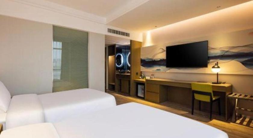 Ibis Styles Wuhan Optics Valley Square Hotel Zewnętrze zdjęcie