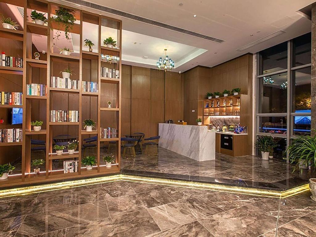 Ibis Styles Wuhan Optics Valley Square Hotel Zewnętrze zdjęcie